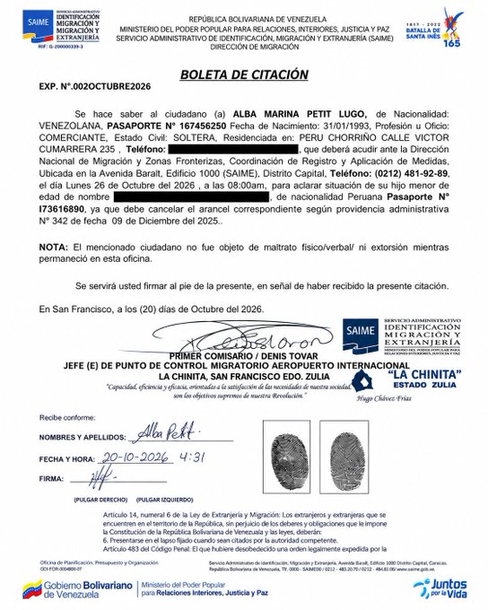 Denuncian que el comisario Denis Tovar retuvo por más de cinco horas a una madre y su hijo venezolano en el aeropuerto La Chinita