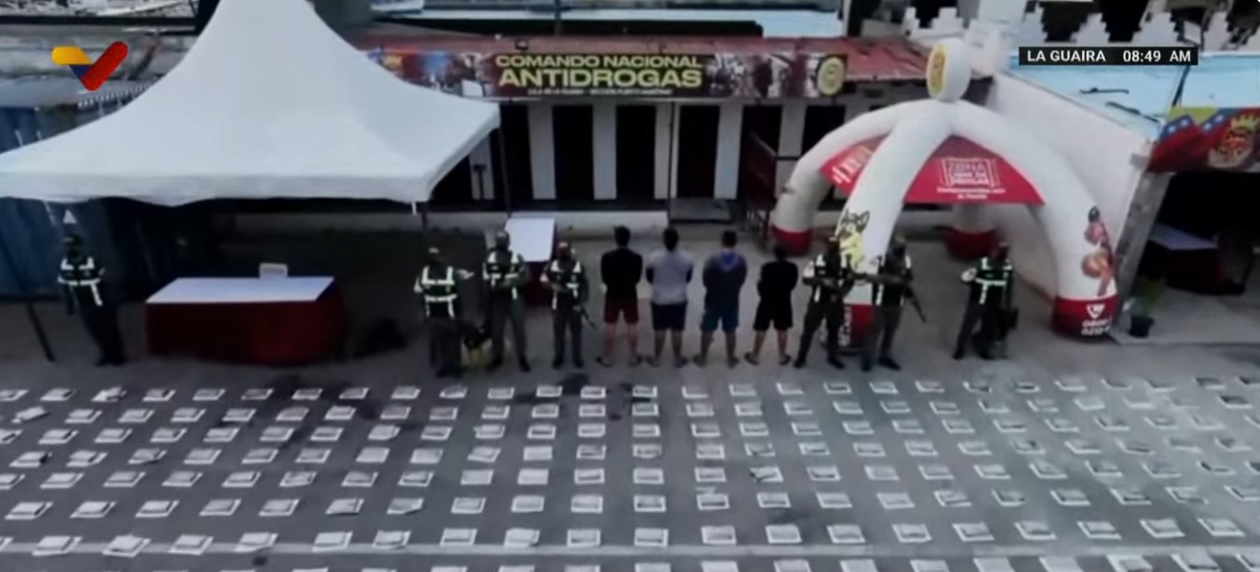 Venezuela confirma cuatro detenidos durante incautación de 2,9 toneladas de droga en el mar Caribe con apoyo de Francia