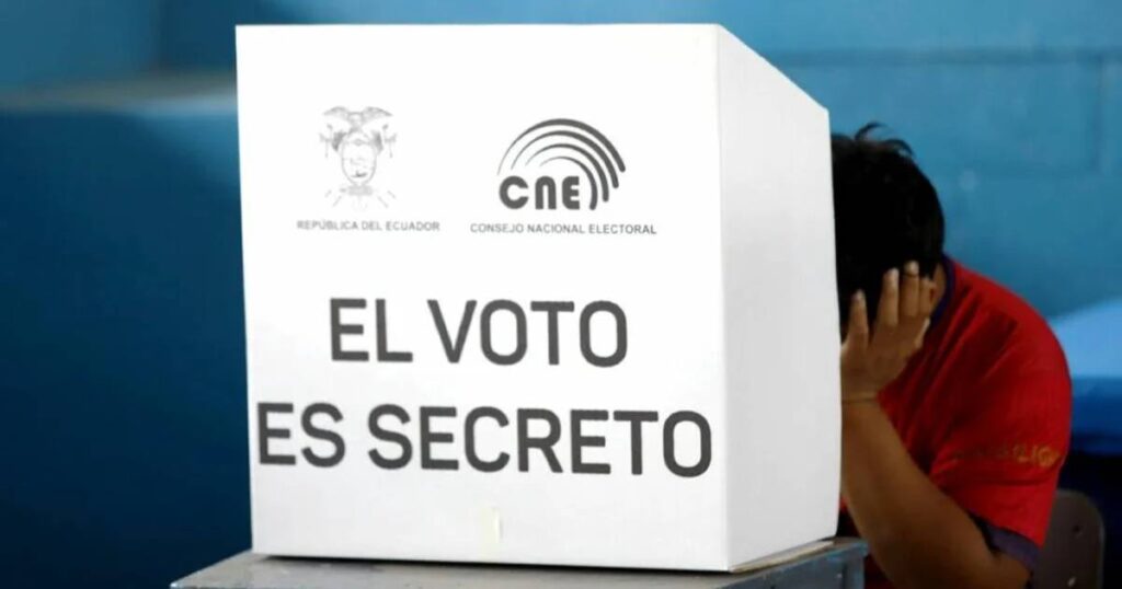 Venezolanos y cubanos no podrán votar en elecciones previstas para noviembre en Ecuador