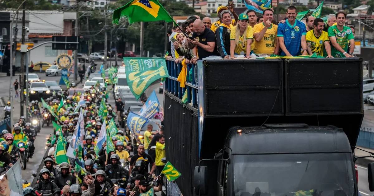Los brasileños votan en unas elecciones seguidas muy de cerca por Donald Trump